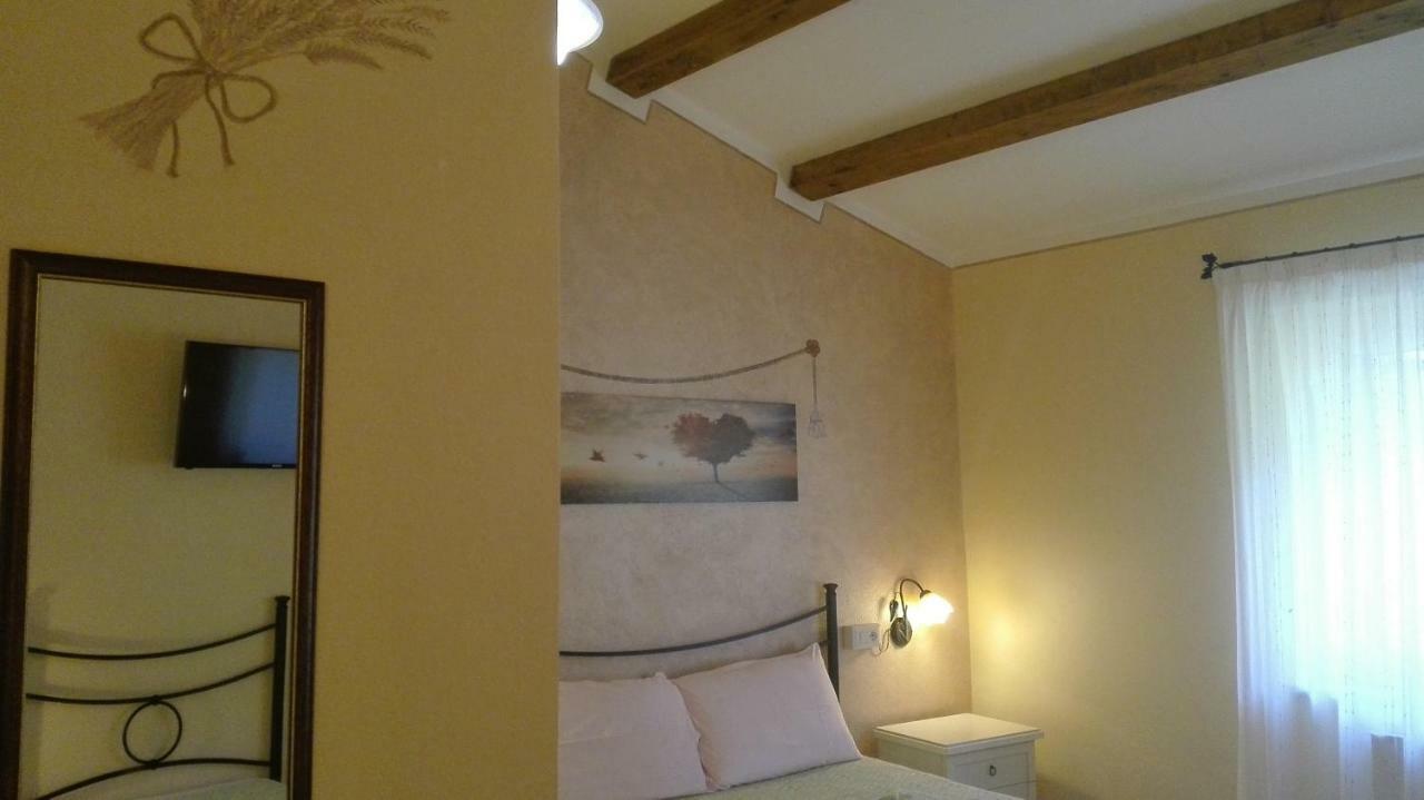 Agriturismo Monte Pino Telti エクステリア 写真